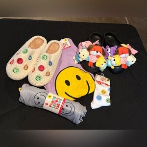 Smiley Face Cozy Slippers and Accessories Set